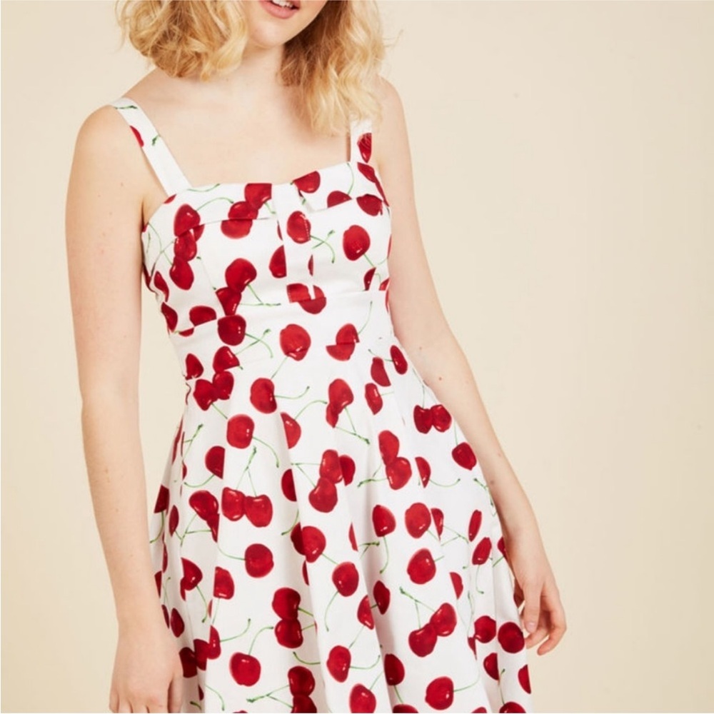 Ixia Modcloth retro cherry novelty print pin up rockabilly mini dress size small